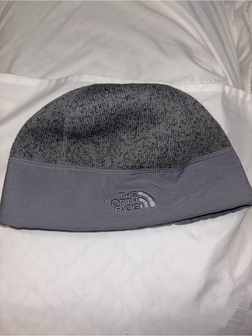 The North Face Gray Two-Tone Beanie Unisex S M